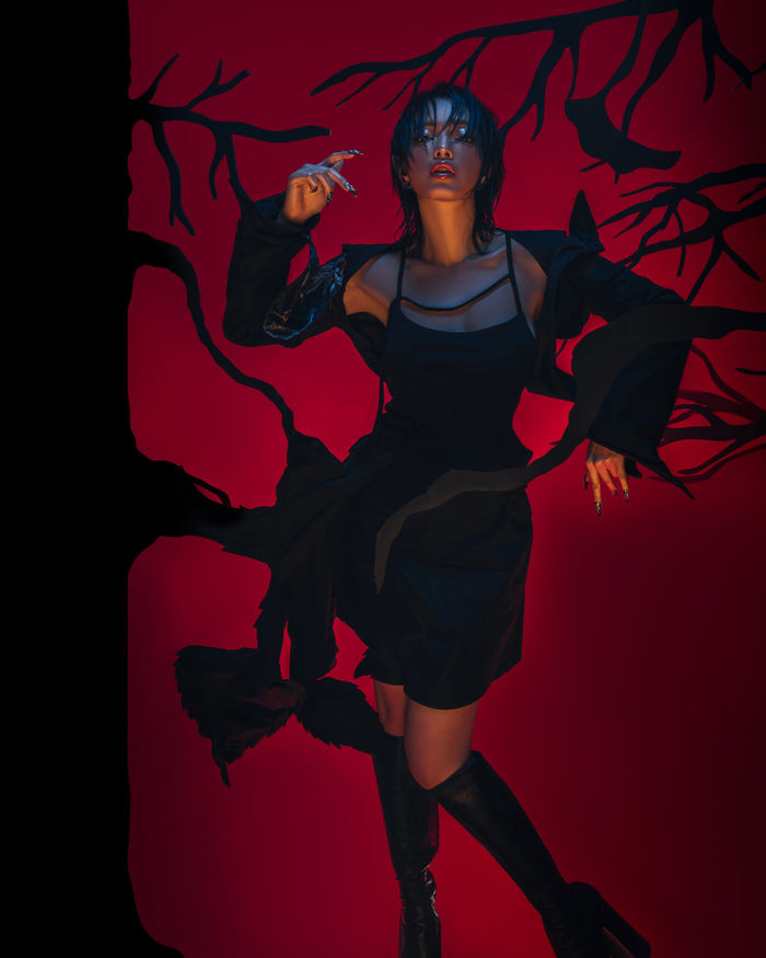 Sao Việt hoá trang chơi Halloween 2021: Búp bê Squid Game rất hot