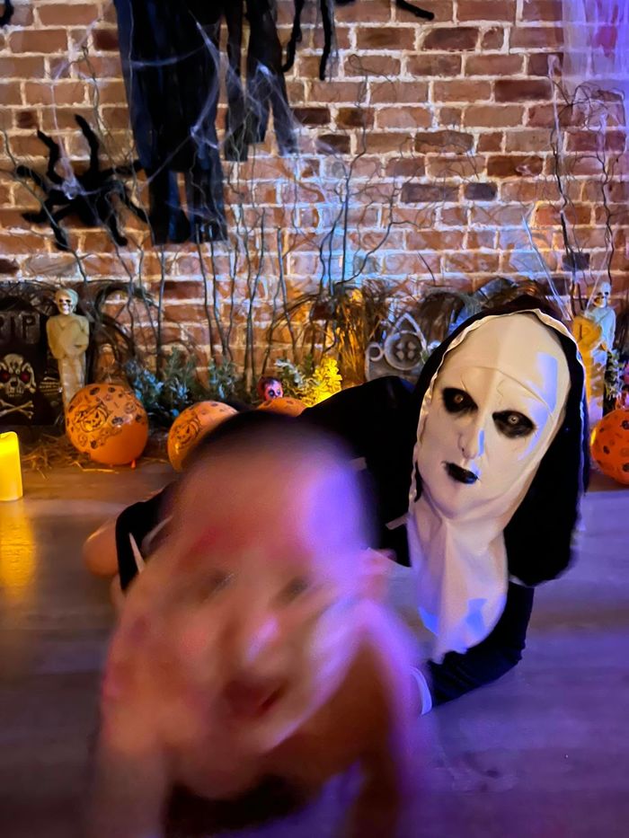 Sao Việt hoá trang chơi Halloween 2021: Búp bê Squid Game rất hot