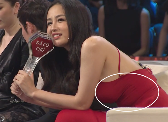 Sao Việt lộ khuyết điểm trên show: Karik - Trấn Thành cùng 1 bài