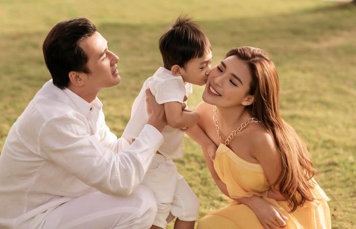 Sao Việt nên duyên từ phim ảnh: Lương Thế Thành - Thúy Diễm viên mãn