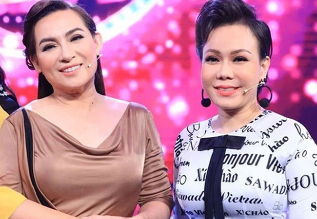 Việt Hương tiết lộ sự thật bên trong 3 kiện hàng lớn mang sang Mỹ