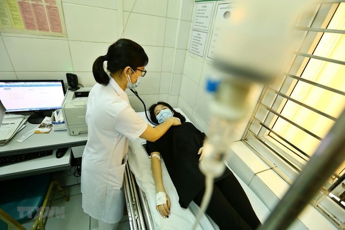Vừa chống Covid, sốt xuất huyết cũng gia tăng, đâu là triệu chứng