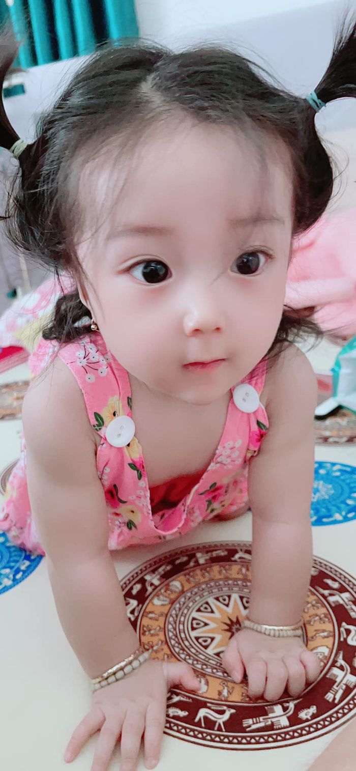 2 con trai kín tiếng của Lâm Chấn Khang: đẹp trai vượt mặt bố