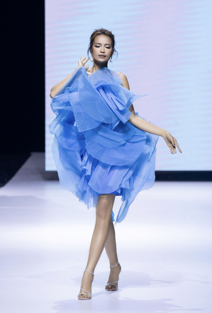 2 quán quân Next Top Model thi Hoa hậu Hoàn vũ: Hương Ly được réo tên