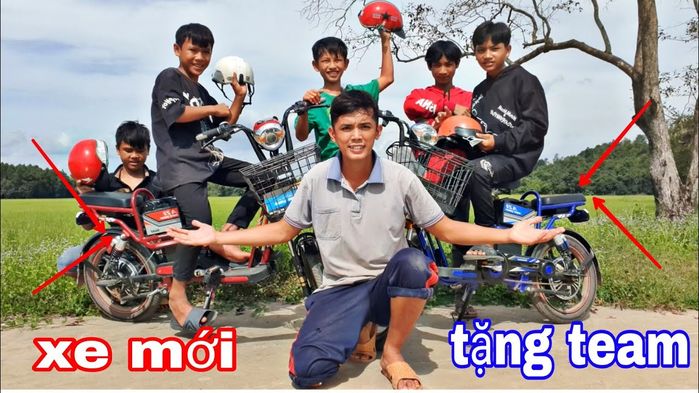 2 YouTuber từ nghèo nhất Việt Nam đến cuộc sống viên mãn