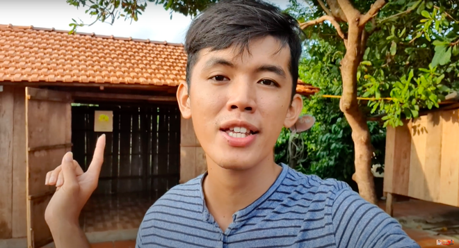 2 YouTuber từ nghèo nhất Việt Nam đến cuộc sống viên mãn