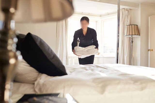 6 phép lịch sự nhân viên khách sạn mong bạn biết: Khăn xài rồi chớ gấp