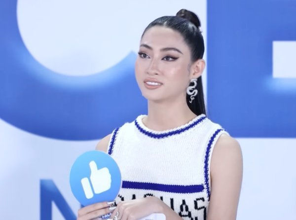 4 sao Việt bị makeup phản: Sơn Tùng sắm hai thanh đao