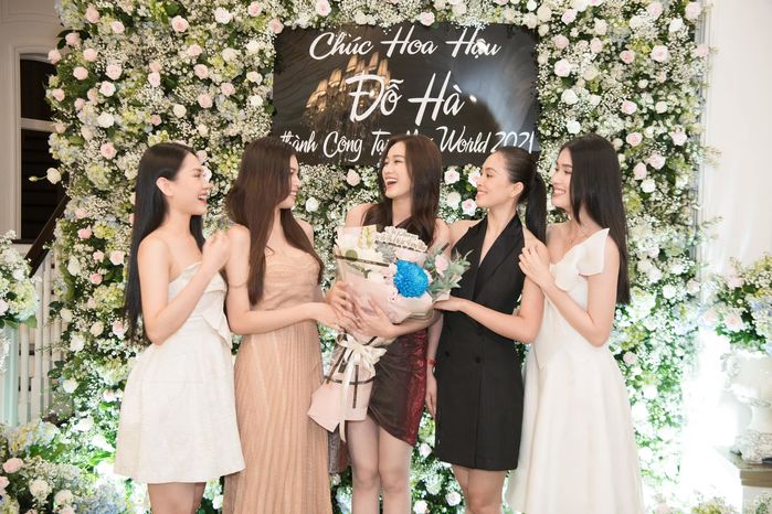 Ảnh hot sao Việt 19/11: đại diện Việt Nam mặc kiệm vải tại Miss Grand