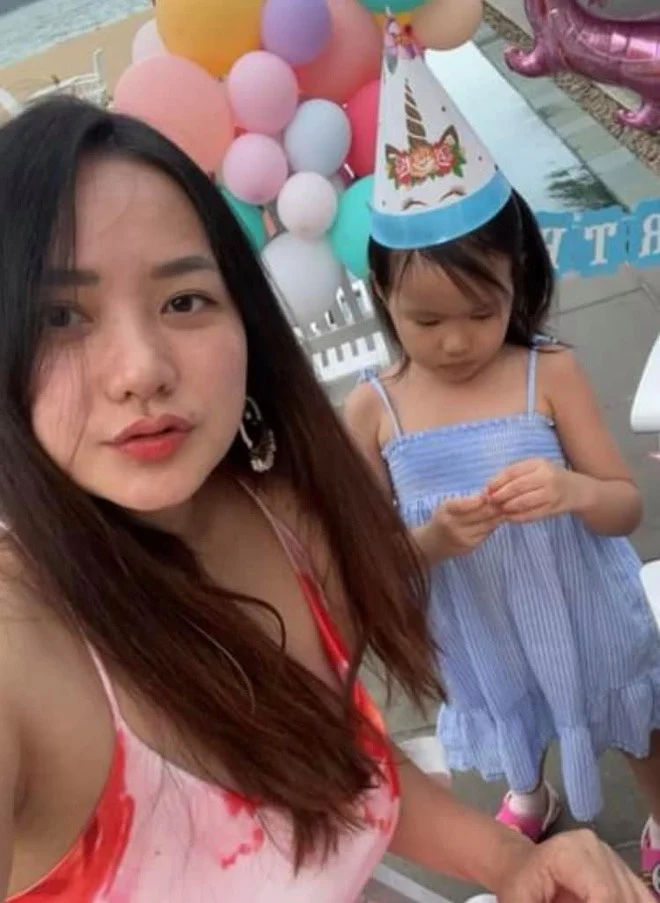 Ảnh hot sao Việt 4/11: Hà Hồ - Kim Lý dát hàng hiệu mừng sinh nhật con
