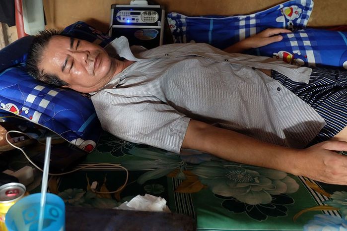 Bà chủ cho thuê võng ở SG: Không nỡ nhìn người ta ngủ gầm cầu