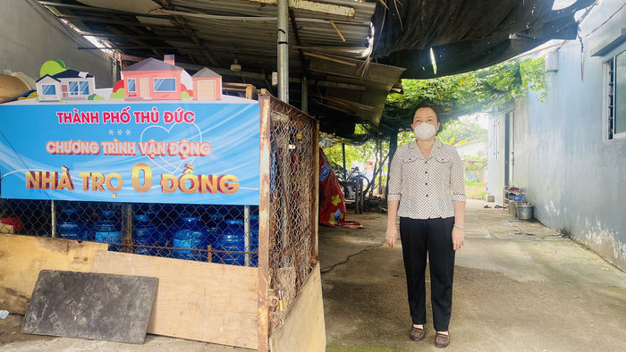 Bà chủ cho thuê võng ở SG: Không nỡ nhìn người ta ngủ gầm cầu