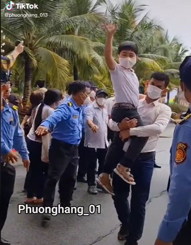 Bà Phương Hằng tháo giày, hát múa ở Đại Nam: Bao lâu có MV debut