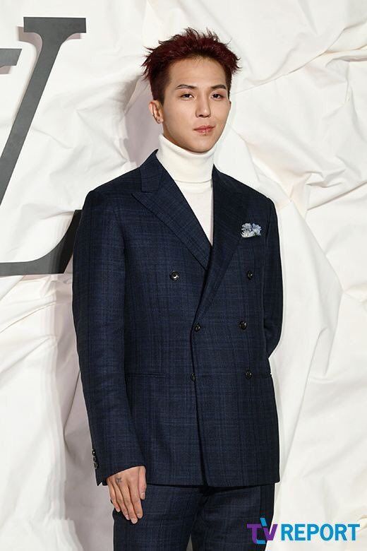Sehun - Mino: cặp bạn thân nhan sắc cực phẩm của Kpop