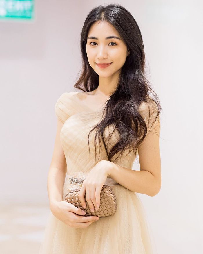 Bộ sưu tập túi hiệu chục tỷ của Hòa Minzy, có chiếc lên đến 700 triệu