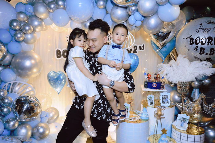 Bức ảnh không ngờ: Quỳnh Thư quay xe với Vũ Khắc Tiệp và Diệp Lâm Anh