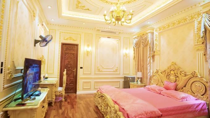 Choáng ngợp dinh thự trăm tỷ dát vàng nổi bần bật của đại gia xứ Thanh