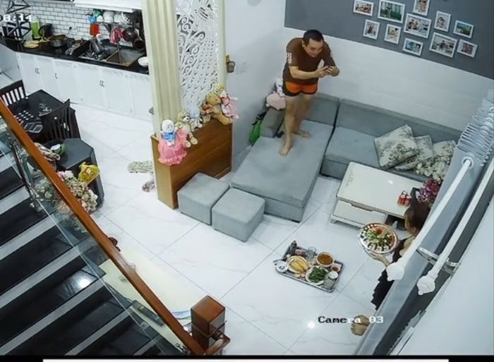 Chồng người ta giải sầu còn giúp vợ kiếm tiền: 320k chứ chẳng đùa