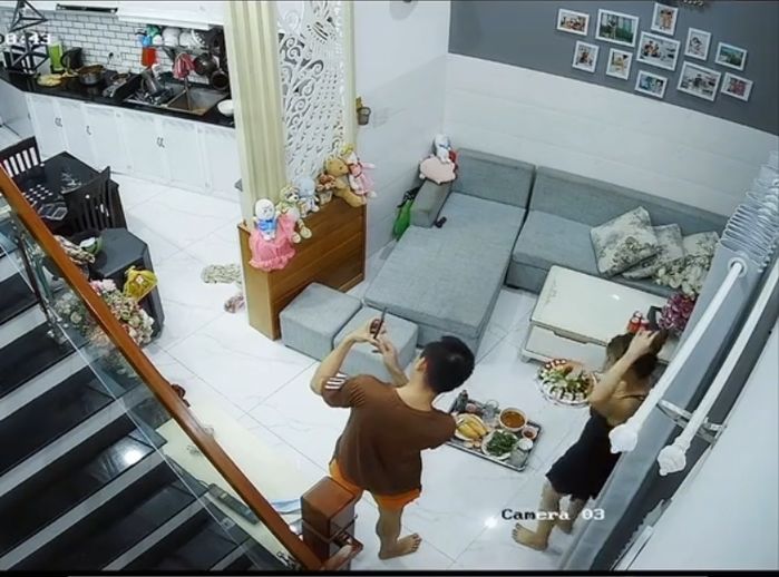 Chồng người ta giải sầu còn giúp vợ kiếm tiền: 320k chứ chẳng đùa