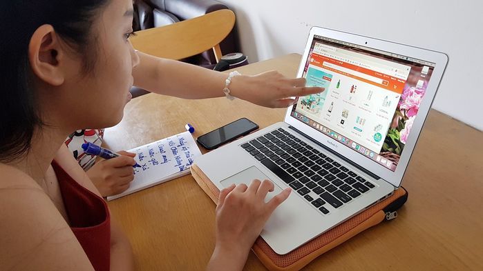 Cô gái công sở làm 8 năm chỉ để dư được 60 triệu nên không dám yêu ai