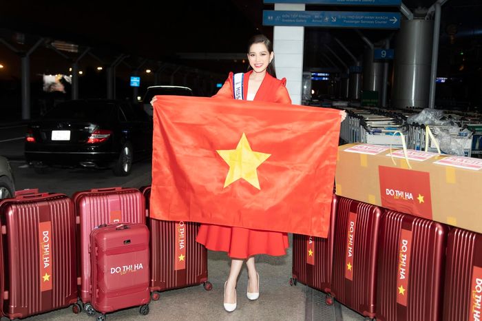 Hành lý 200kg của Đỗ Thị Hà có gì mà bay 3 ngày mới tới?