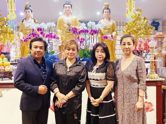 Chàng rể Phi Nhung: Con hứa sẽ yêu thương Wendy