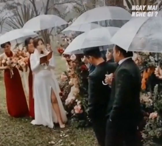 Đám cưới dưới mưa ở Đà Lạt, spotlight thuộc về màn bắn rap của cô dâu