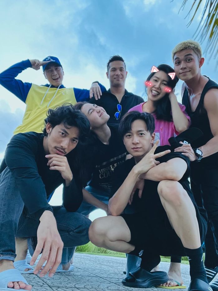 Dàn cast Running Man lần nào tụ họp cũng vắng Trường Giang