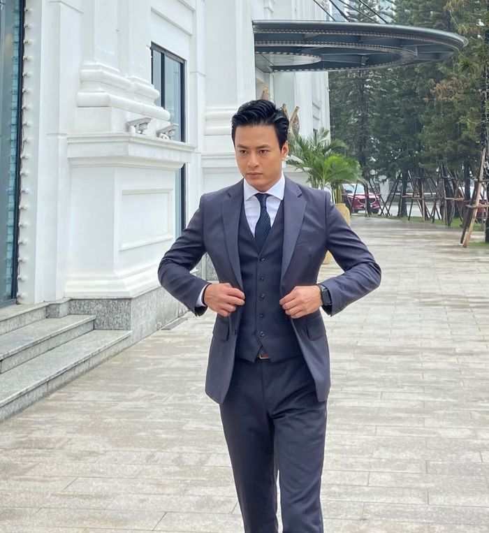4 nam thần VTV có điểm chung: cứ đẹp trai, diễn hay auto đã có chủ