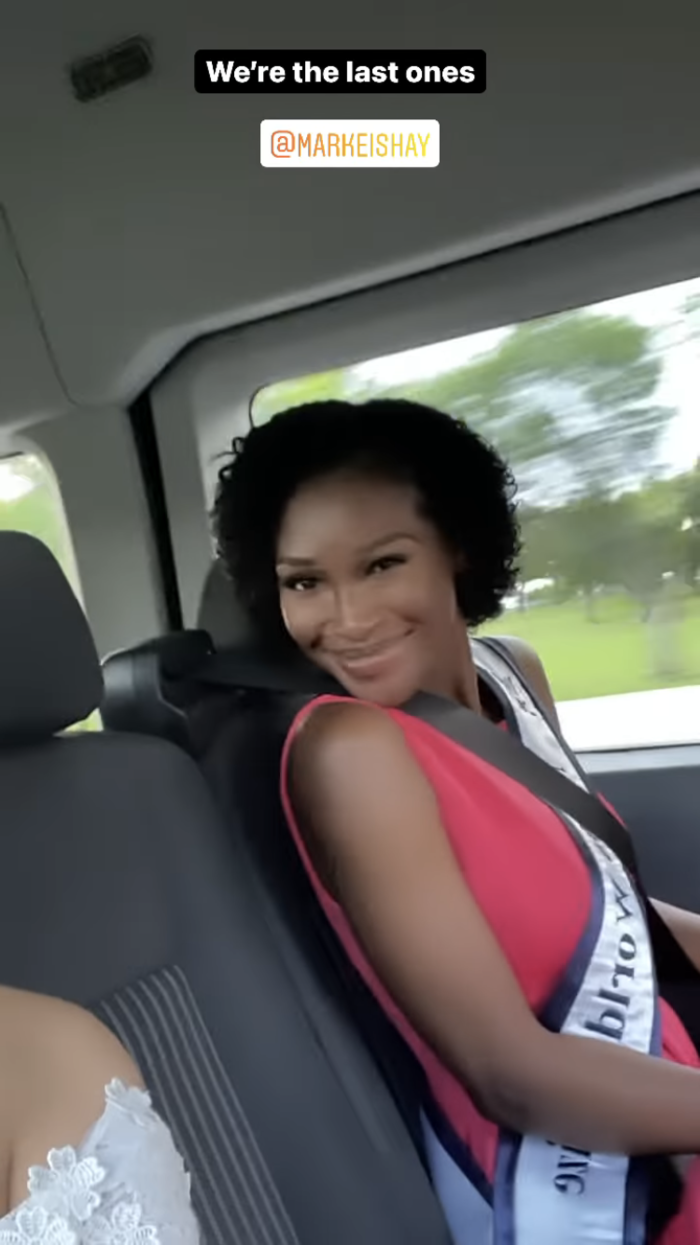 Đỗ Thị Hà nhập cuộc Miss World: nhảy múa tưng bừng bên bạn mới