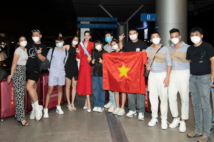Đỗ Thị Hà đặt mục tiêu lọt vào top 12 Miss World 2021