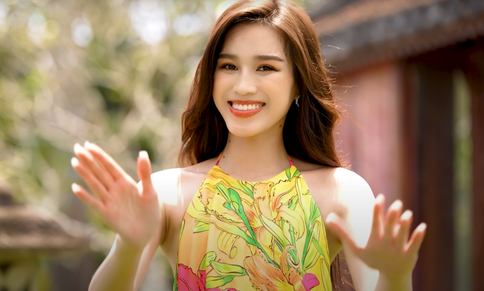 Đỗ Thị Hà giới thiệu văn hóa Việt Nam trong video dự thi Miss World