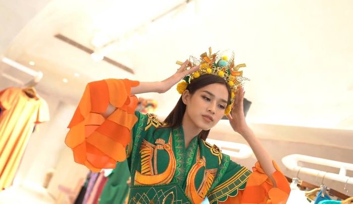 Các đại diện Việt Nam ở Miss World diện trang phục dân tộc ra sao