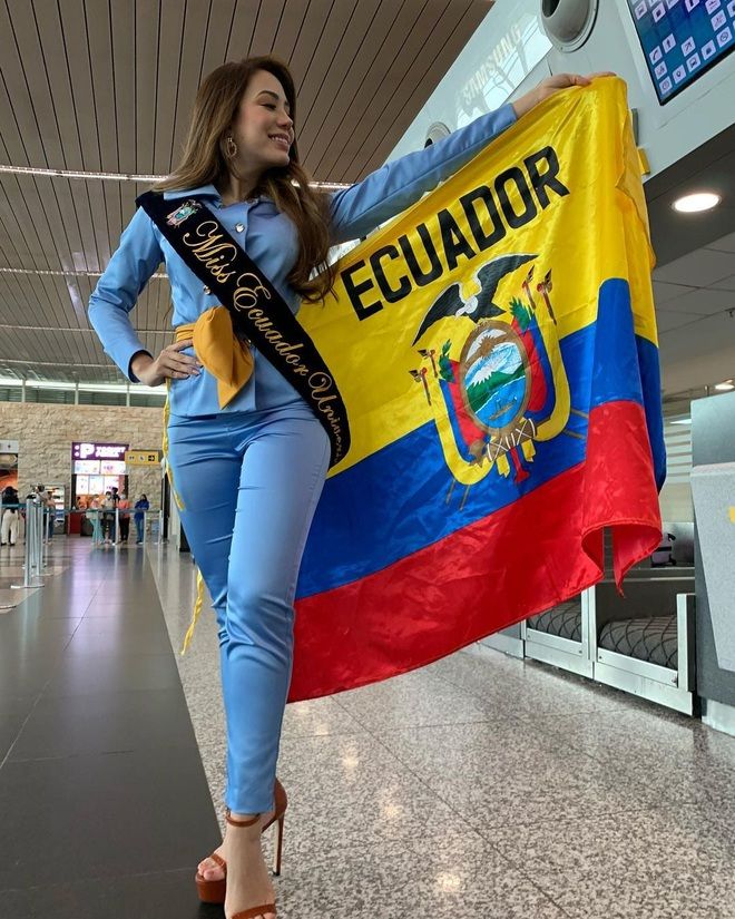Thời trang sân bay của các đại diện Miss Universe: Kim Duyên nổi bật
