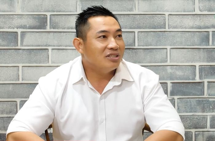 Cặp vợ chồng gặp sự cố quyết không sinh con để cưu mang 300 chó mèo