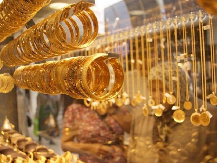Giá vàng vượt 62 triệu đồng /lượng: Chị em mau cưới chồng để có vàng