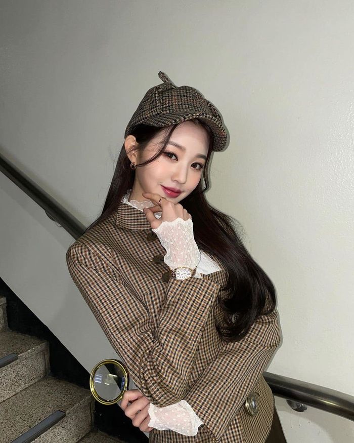 Góc sống ảo xịn sò của idol: Cầu thang huyền thoại của đài SBS và KBS