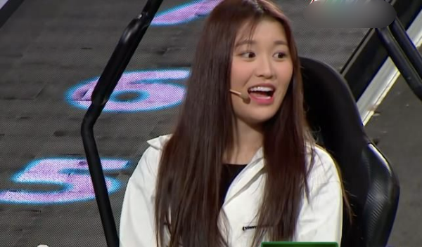 Han Sara vô duyên với gameshow: cứ đi thi là bị sao quả tạ chiếu
