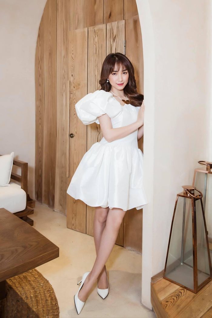 Hoà Minzy và bí kíp phối đồ cực chuẩn cho cô nàng “nấm lùn” 1m56