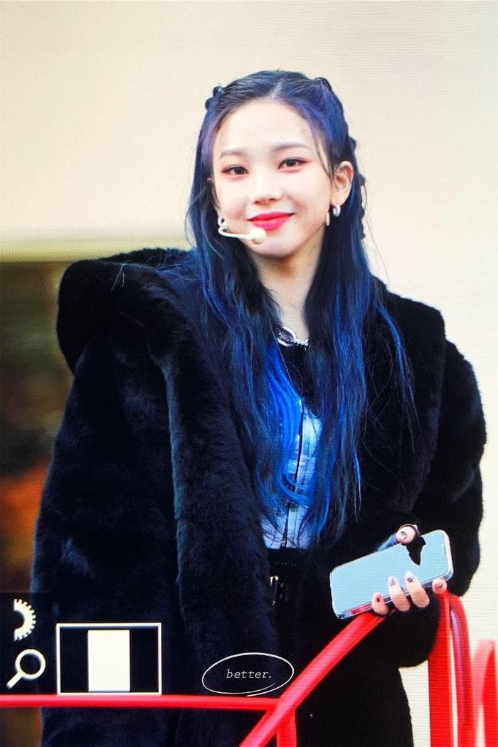10 Idol Kpop sở hữu khuôn mặt quả trứng để kiểu tóc nào cũng đẹp