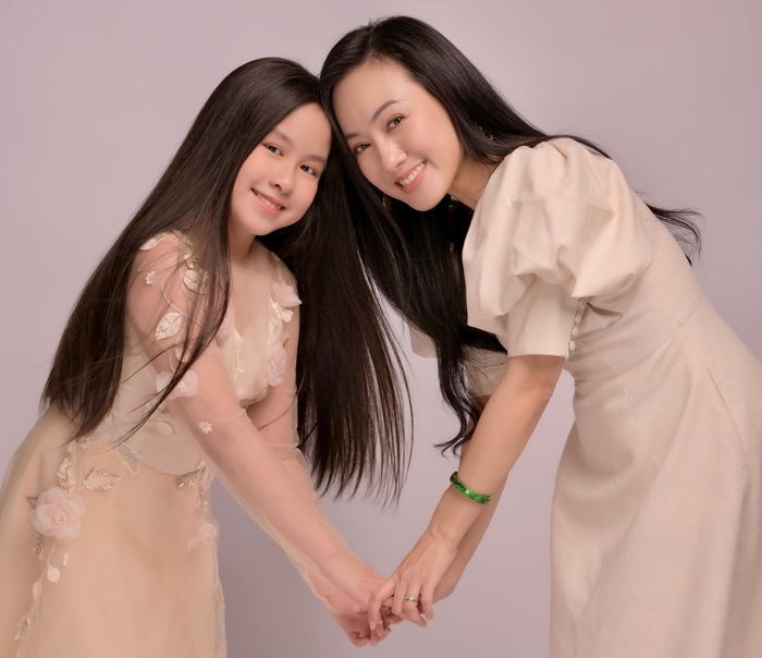 Ít ai biết, BTV Hoài Anh có một “vật bất ly thân” mỗi khi lên sóng