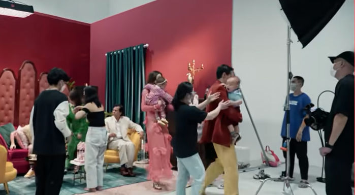3 rich kid nhà sao lên hình: Ekip chục người, mặc toàn hàng hiệu