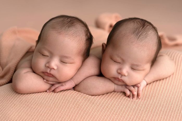 Sinh đôi đang là trend của Vbiz 2 năm qua: sương sương cũng 9 cặp