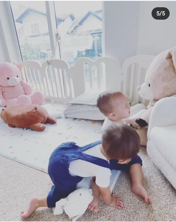 Leon không giành đồ của Lisa là chịu không nỗi: đã lấy đồ còn hét lớn