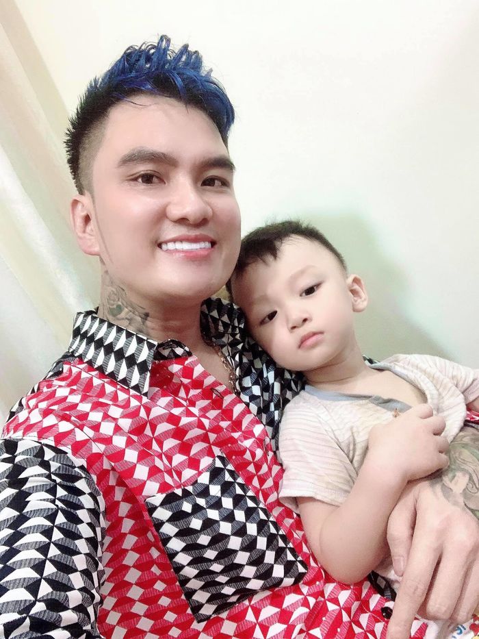 5 ca sĩ hội chợ đình đám có cuộc sống bỉm sữa được khán giả quan tâm