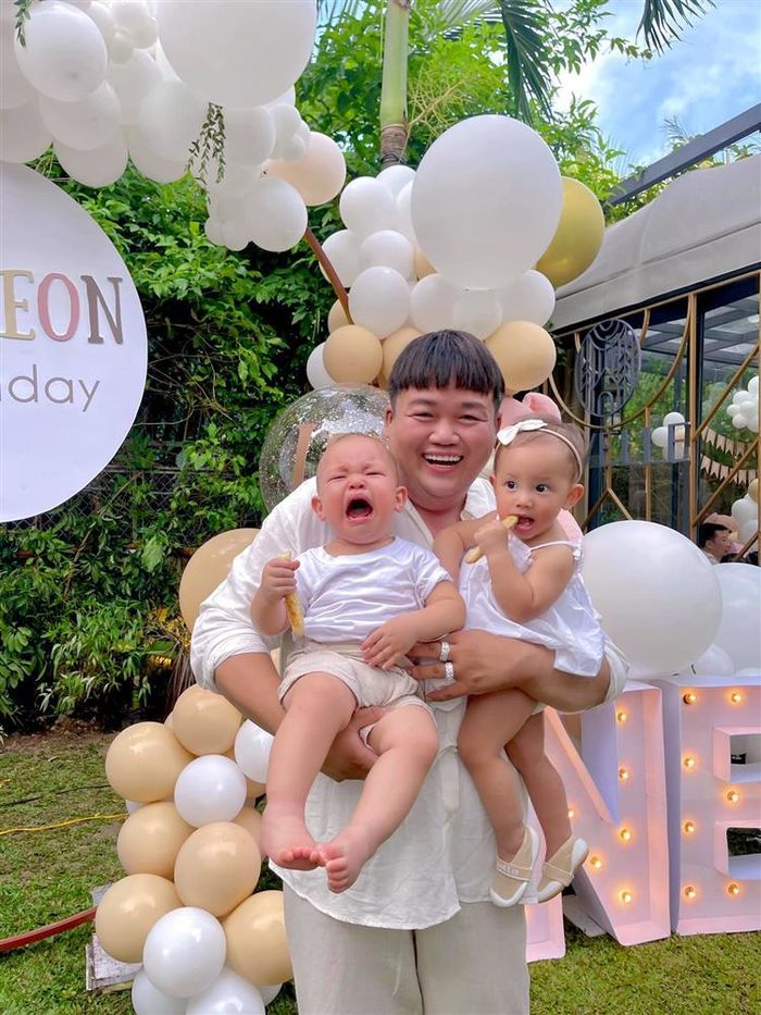 Leon là cậu bé giàu biểu cảm nhất Vbiz: Khóc hay cười cũng phải lố