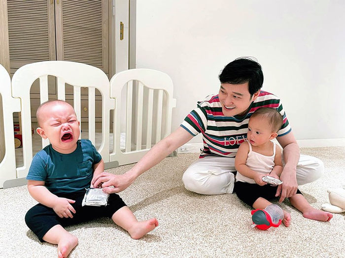 Leon thích tự đi thôi: Ai đụng vô là thái độ ngay, cậu ú khó tính lắm