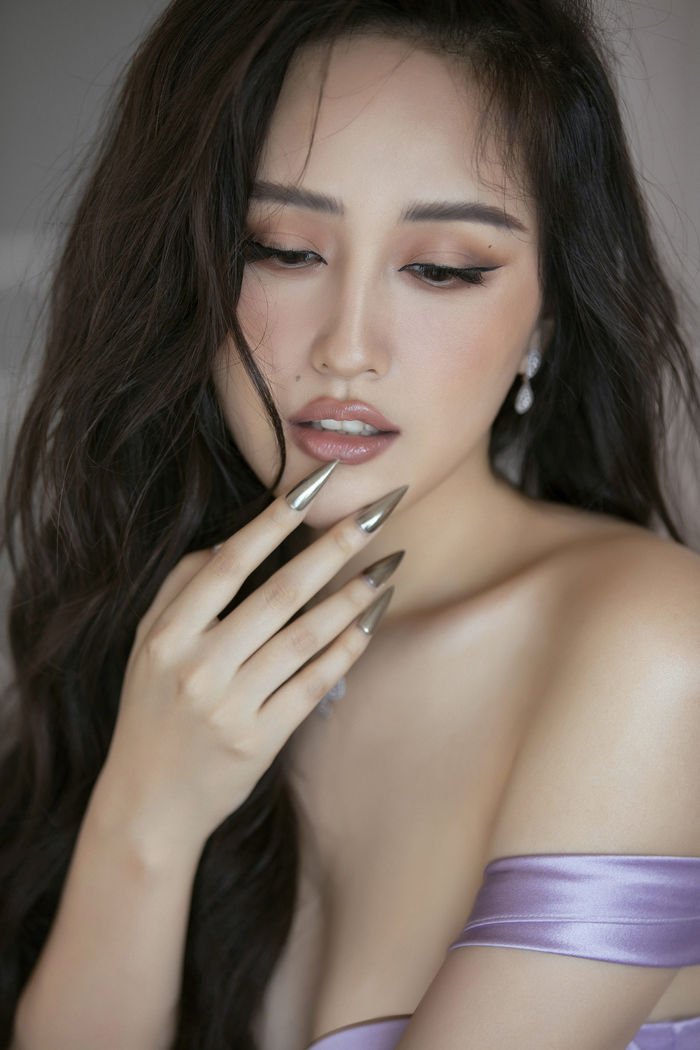 Mai Phương Thúy: Không đủ tiền mua cổ phiếu nên dừng mua đồ hiệu
