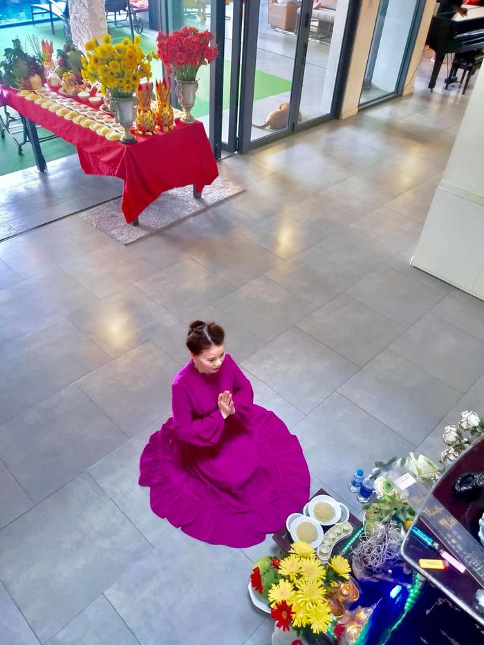 Mâm đầy tháng của con sao Việt: cặp sinh đôi nhà Hà Hồ hoành tráng