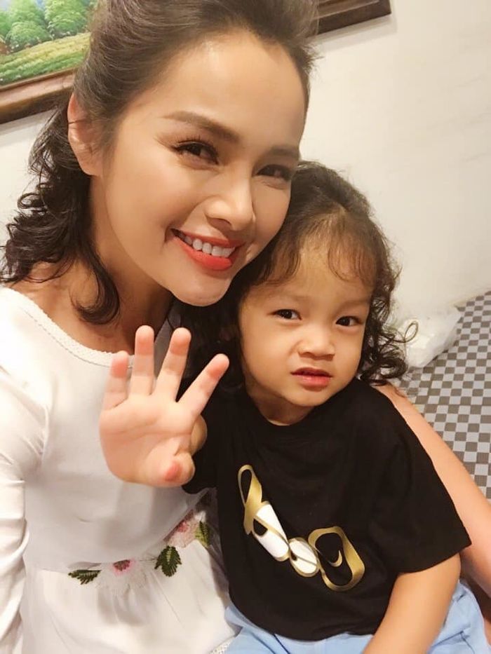 Diễm Châu mất đi vóc dáng thời thanh xuân bị nhận nhầm là Tuyền Mập